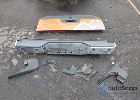 2021 Nissan Frontier King Cab Sv 4X4 z USA, uszkodzony, nr VIN 1N6ED0CF1MN720164